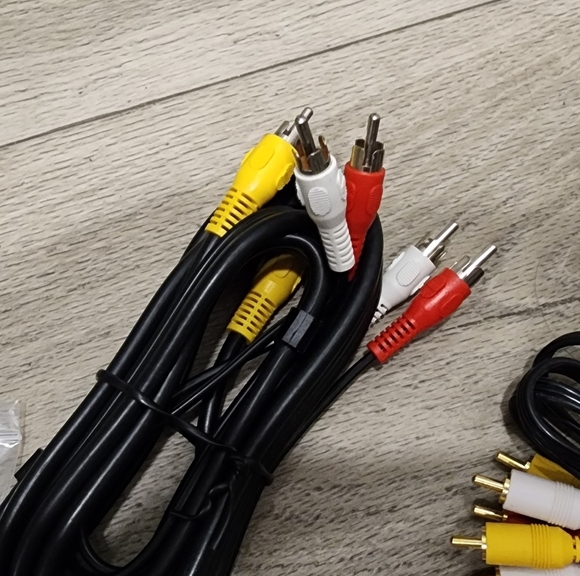 RCA Audio Video Cable Lot NWOT - Picture 2 of 6